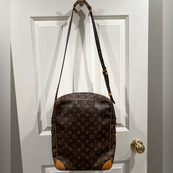 Louis Vuitton - Picture 14 of 14